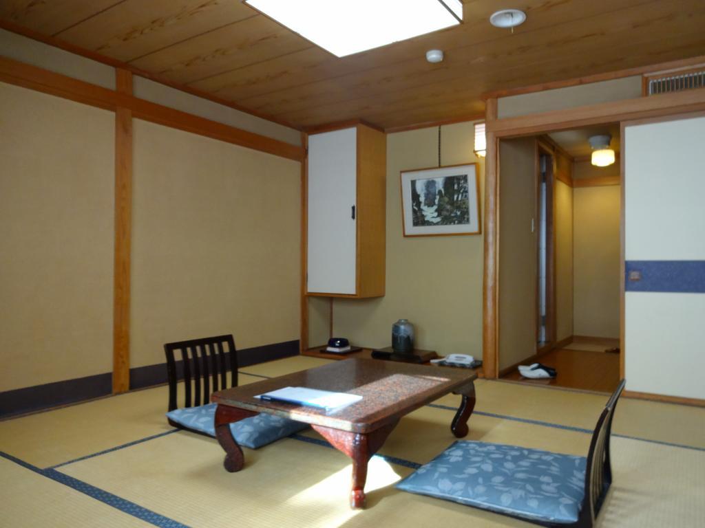 Jizokan Matsuya Ryokan Nagano Værelse billede