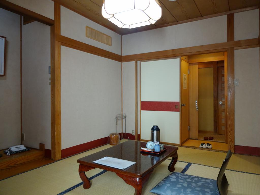 Jizokan Matsuya Ryokan Nagano Værelse billede